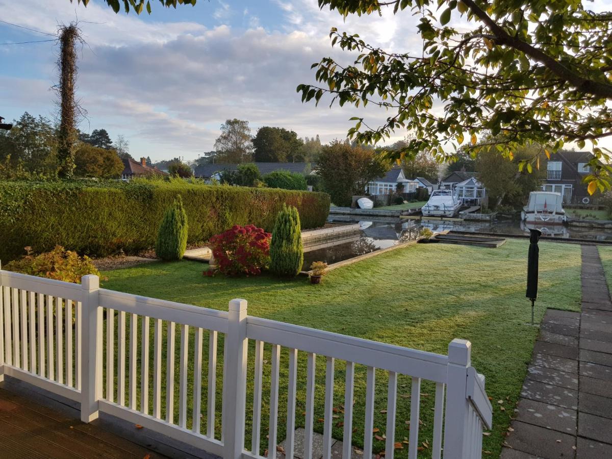 The Willows Wroxham Εξωτερικό φωτογραφία
