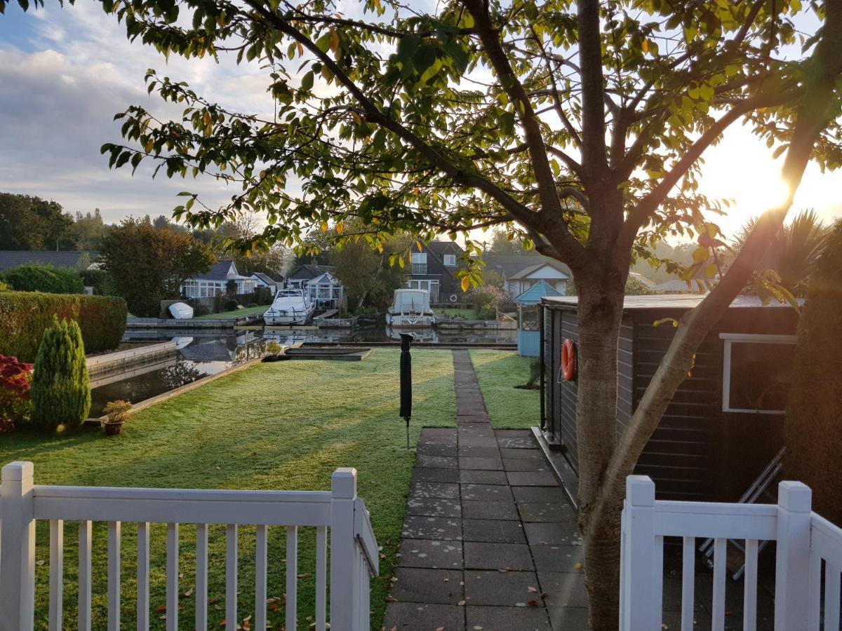 The Willows Wroxham Εξωτερικό φωτογραφία