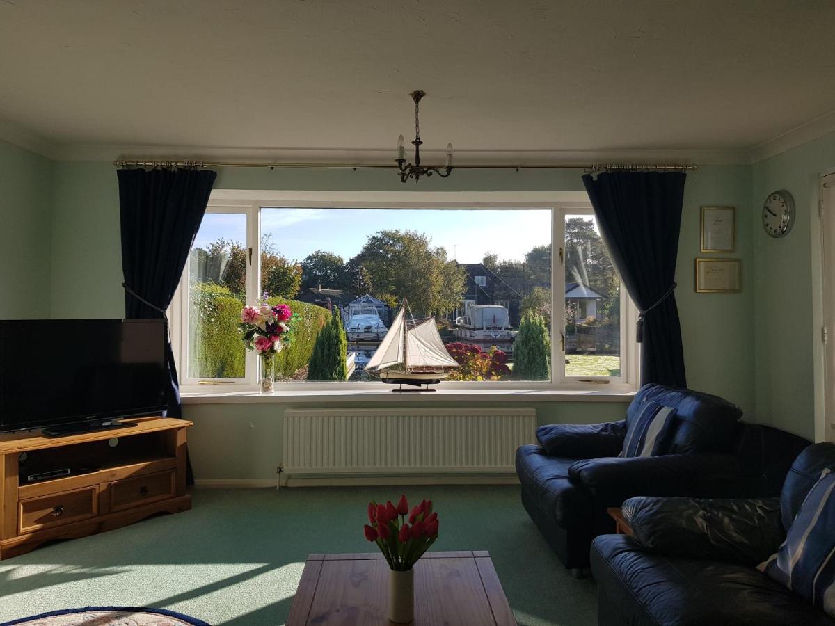 The Willows Wroxham Εξωτερικό φωτογραφία